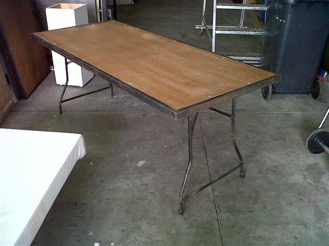steel-table-18-x-800-x-750-high-folding-legs
